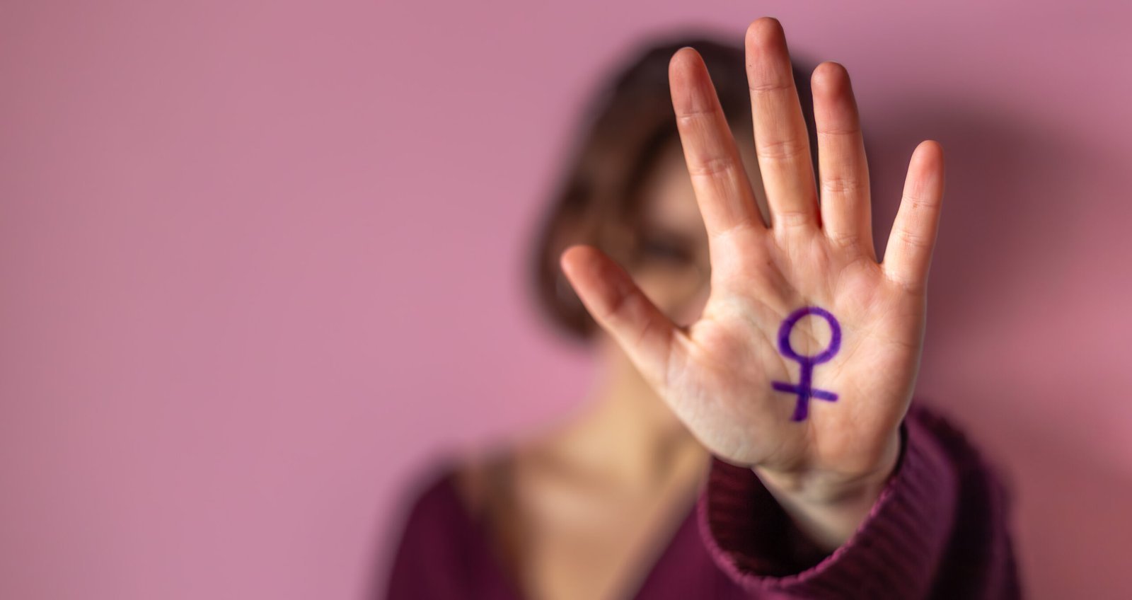 Feminicídio: O crime perverso e evitável, que cresce no Brasil