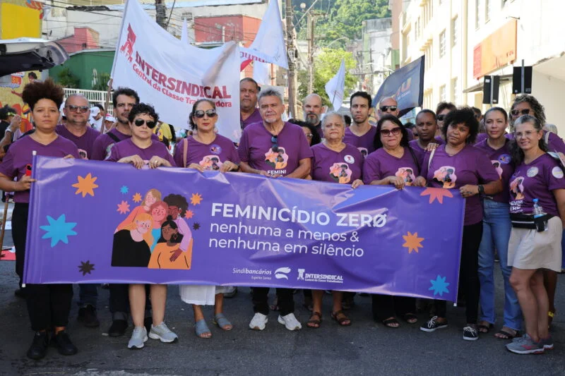 Mulheres ocupam as ruas de Vitória pelo fim da escala 6×1 e da violência