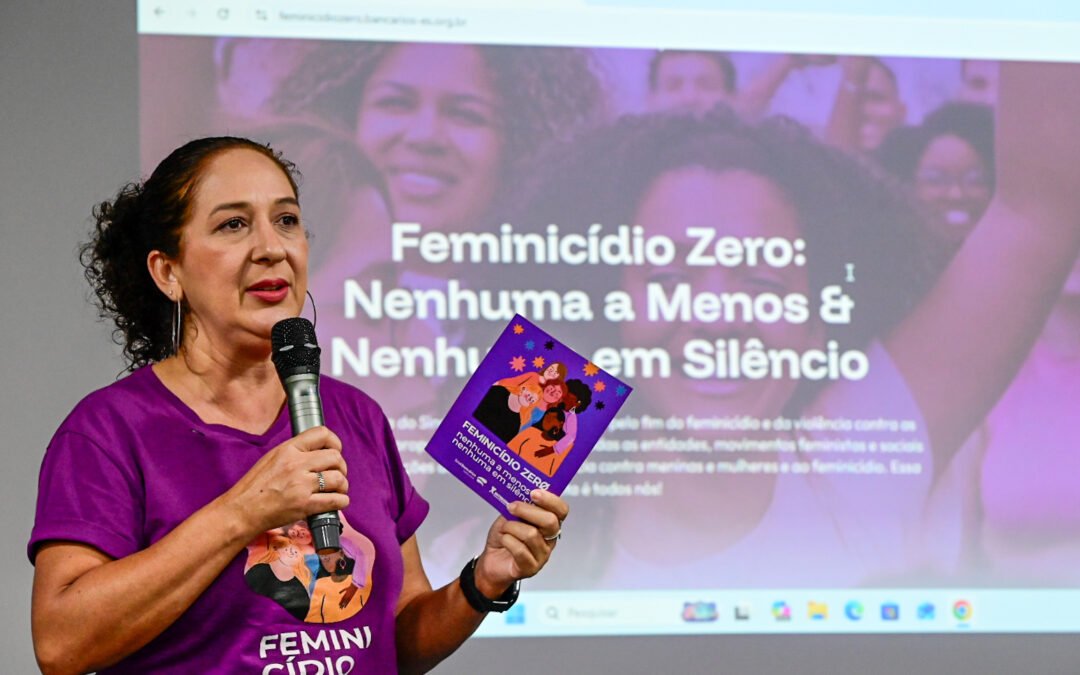 Bancárias e bancários do Bandes participam de ação da campanha “Feminicídio Zero”